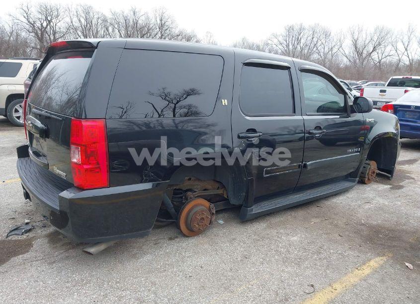 Photo 4 of 2009 Chevrolet Tahoe HYBRID (VIN 1GNFC13539R105212)