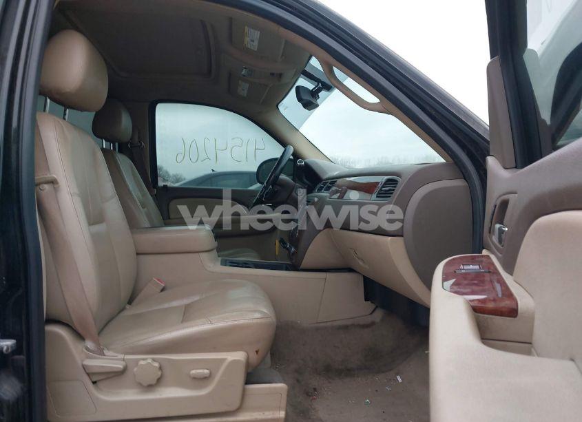 Photo 5 of 2009 Chevrolet Tahoe HYBRID (VIN 1GNFC13539R105212)