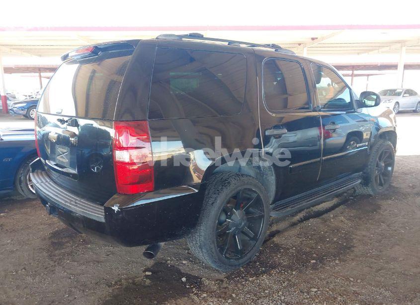 Photo 4 of 2007 Chevrolet Tahoe LS (VIN 1GNFC13C07J400472)