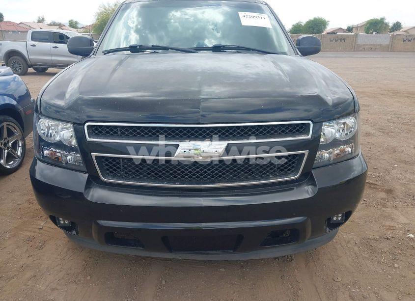 Photo 6 of 2007 Chevrolet Tahoe LS (VIN 1GNFC13C07J400472)