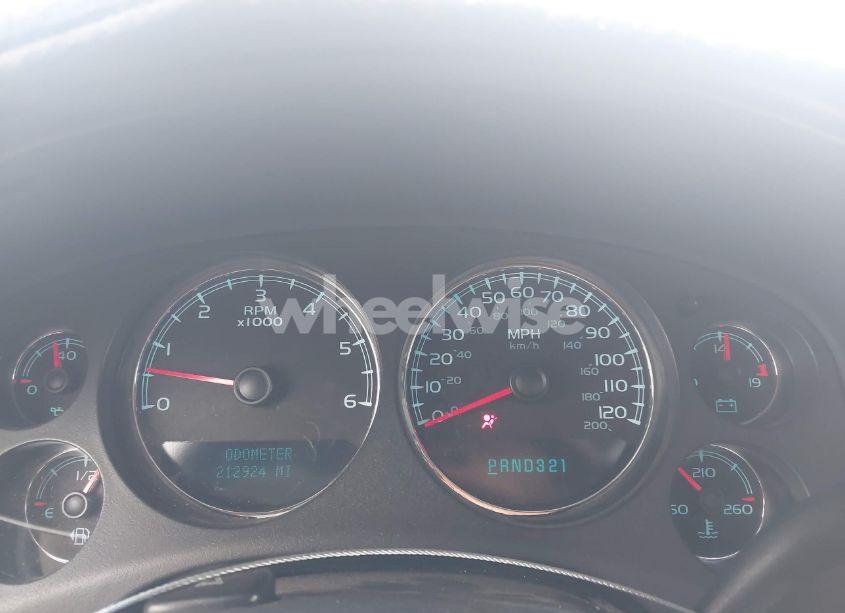 Photo 7 of 2007 Chevrolet Tahoe LS (VIN 1GNFC13C07J400472)