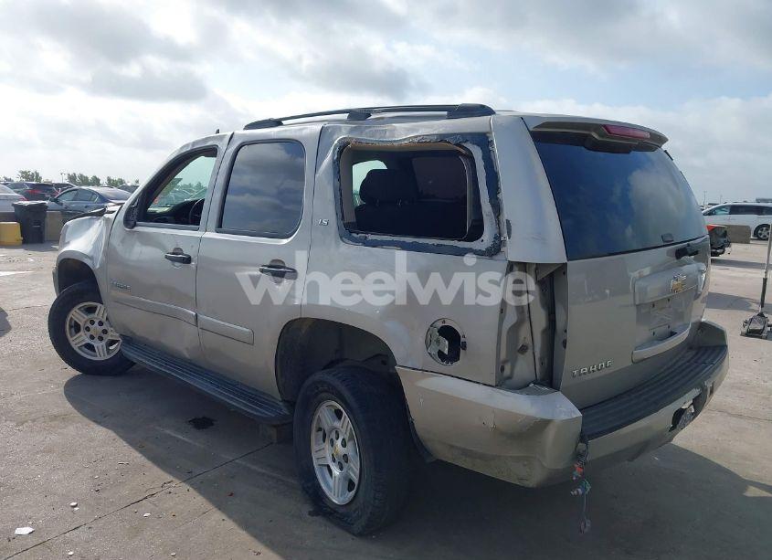 Photo 3 of 2007 Chevrolet Tahoe LS (VIN 1GNFC13C07J405171)