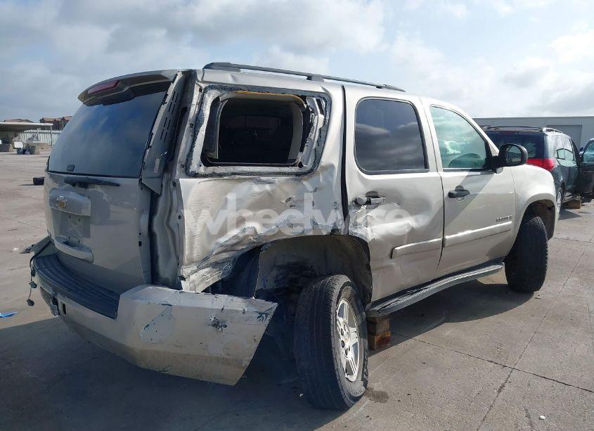 Photo 4 of 2007 Chevrolet Tahoe LS (VIN 1GNFC13C07J405171)
