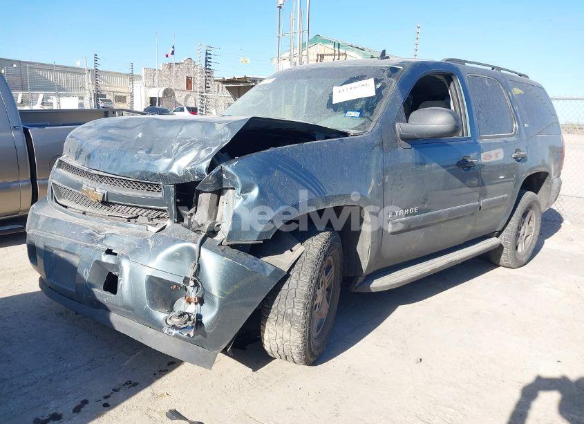 Photo 2 of 2008 Chevrolet Tahoe LS (VIN 1GNFC13C08R117881)