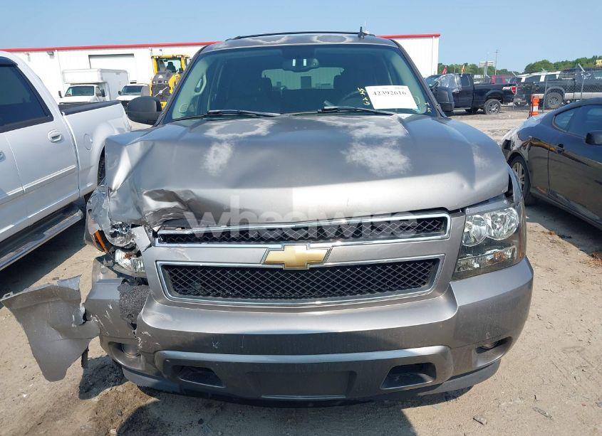 Photo 12 of 2007 Chevrolet Tahoe LS (VIN 1GNFC13C17J346292)