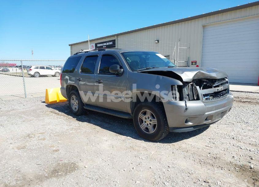 2007 Chevrolet Tahoe LS (VIN 1GNFC13C17R315870) main photo