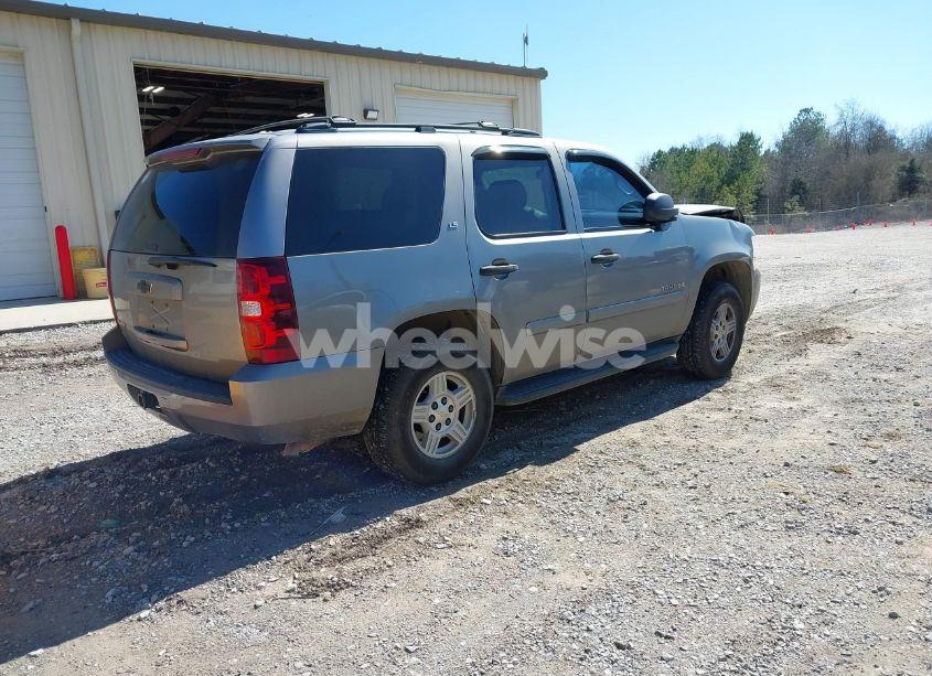 Photo 4 of 2007 Chevrolet Tahoe LS (VIN 1GNFC13C17R315870)