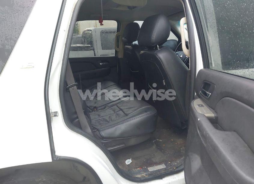Photo 8 of 2008 Chevrolet Tahoe LS (VIN 1GNFC13C18J127088)
