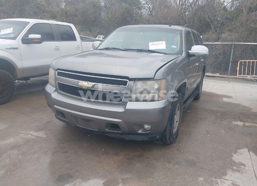 Photo 2 of 2007 Chevrolet Tahoe LS (VIN 1GNFC13C37R414920)