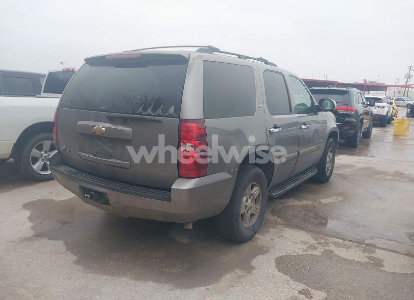 Photo 4 of 2007 Chevrolet Tahoe LS (VIN 1GNFC13C37R414920)