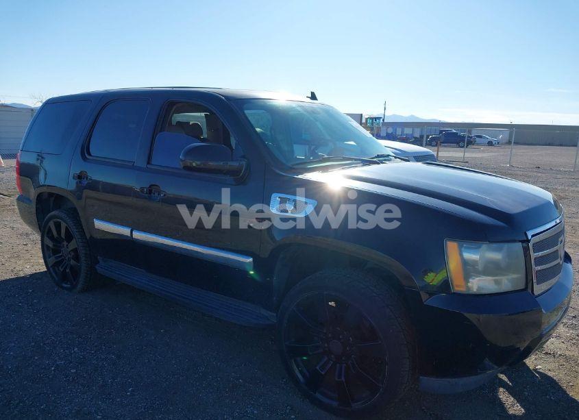 2008 Chevrolet Tahoe LS (VIN 1GNFC13C38R147974) main photo