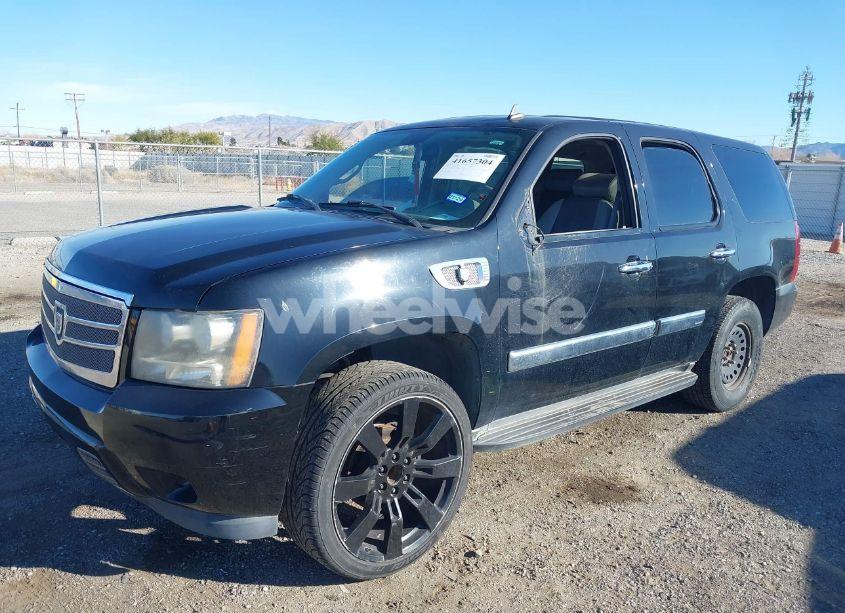 Photo 2 of 2008 Chevrolet Tahoe LS (VIN 1GNFC13C38R147974)