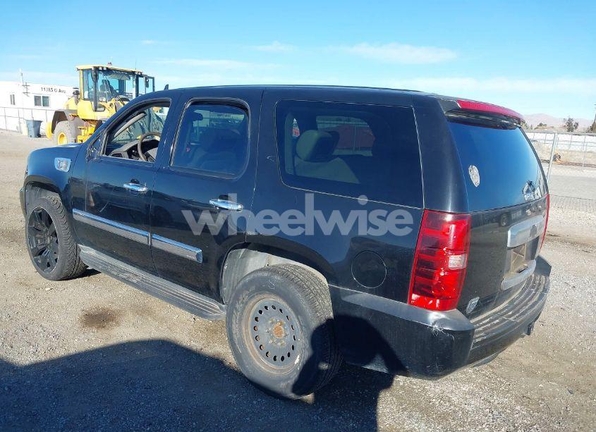 Photo 3 of 2008 Chevrolet Tahoe LS (VIN 1GNFC13C38R147974)