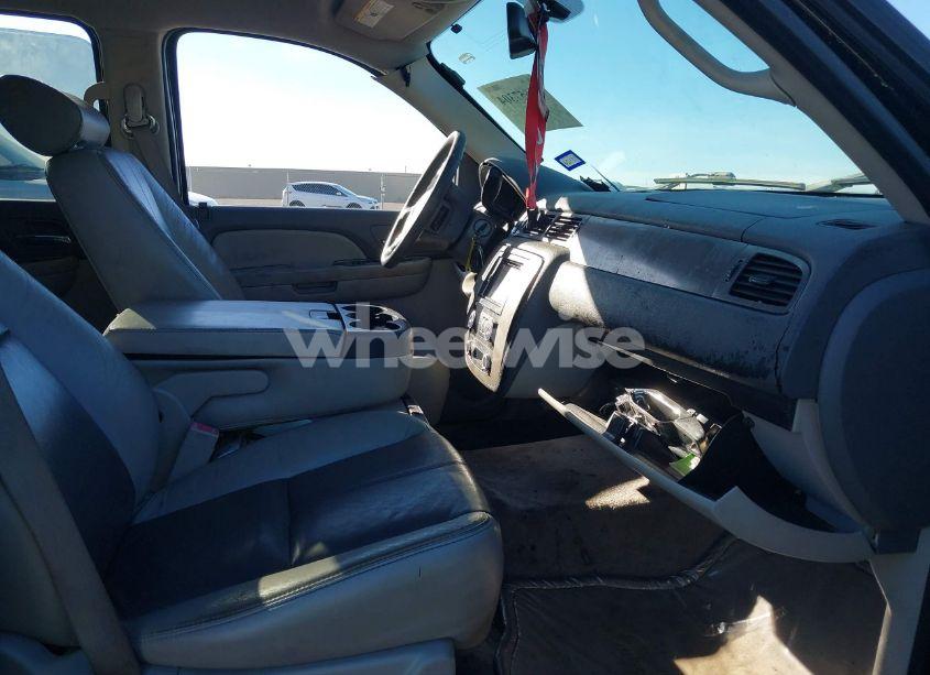 Photo 5 of 2008 Chevrolet Tahoe LS (VIN 1GNFC13C38R147974)