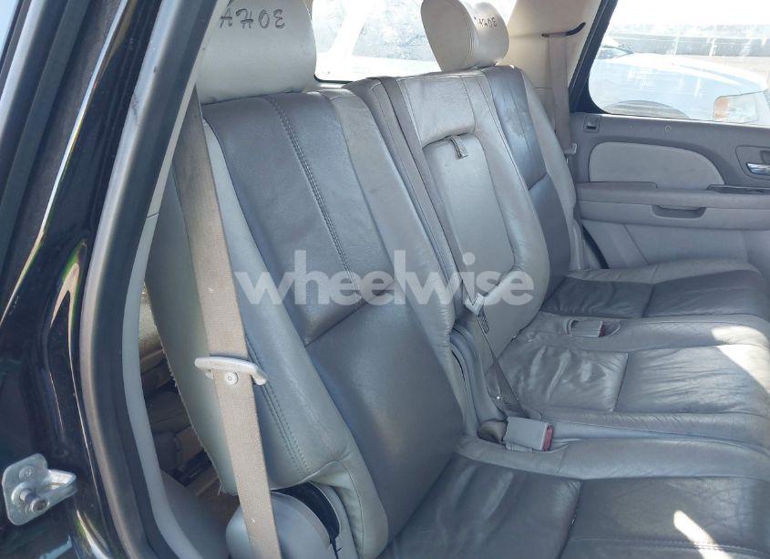 Photo 8 of 2008 Chevrolet Tahoe LS (VIN 1GNFC13C38R147974)