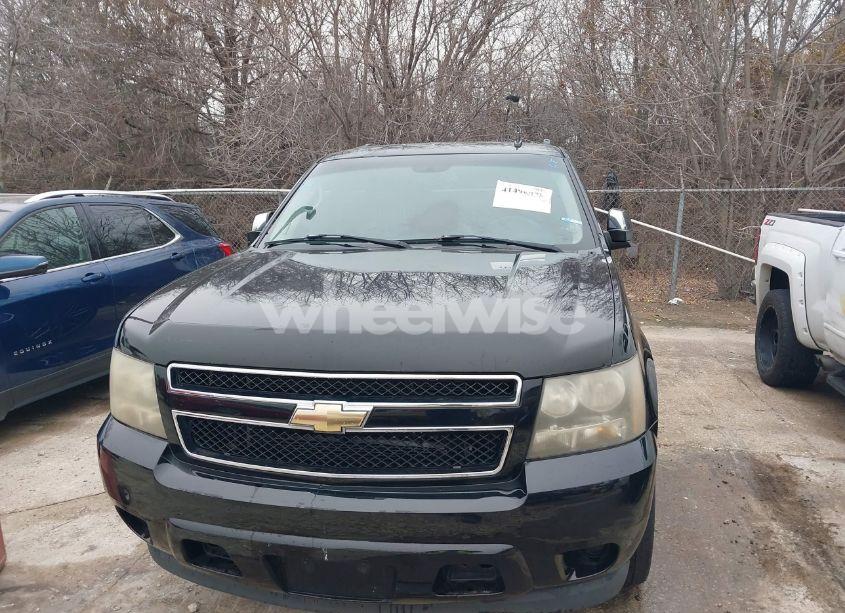 Photo 6 of 2007 Chevrolet Tahoe LS (VIN 1GNFC13C47R347843)