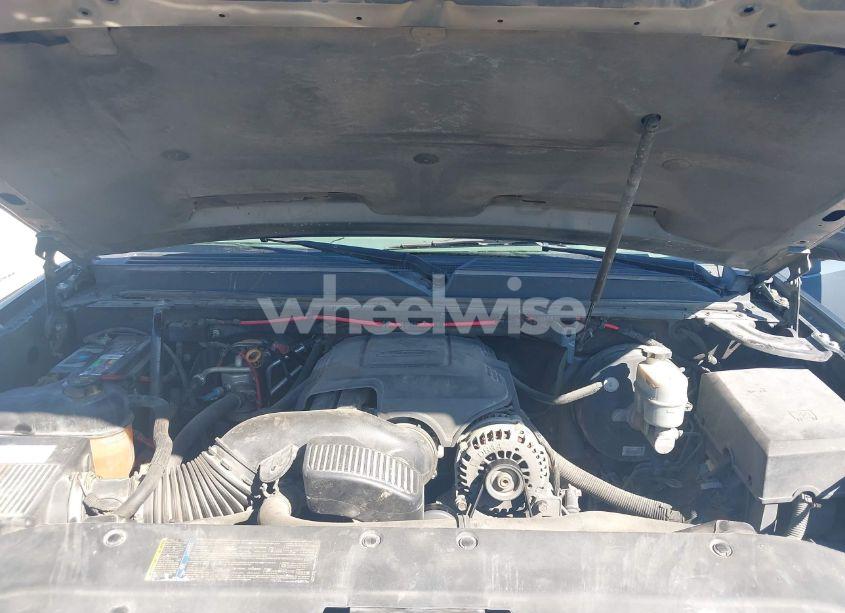 Photo 10 of 2008 Chevrolet Tahoe LS (VIN 1GNFC13C48J230358)