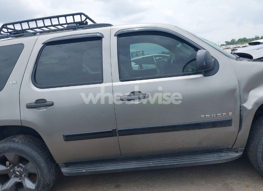Photo 14 of 2007 Chevrolet Tahoe LS (VIN 1GNFC13C57R279441)