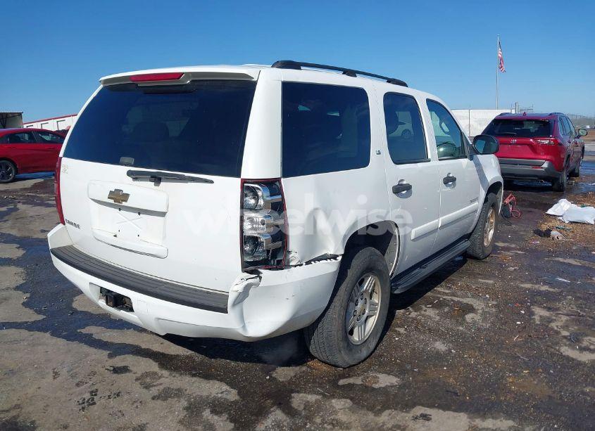 Photo 4 of 2007 Chevrolet Tahoe LS (VIN 1GNFC13C57R315418)