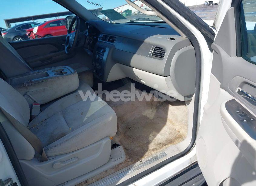 Photo 5 of 2007 Chevrolet Tahoe LS (VIN 1GNFC13C57R315418)