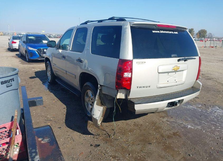 Photo 3 of 2008 Chevrolet Tahoe LS (VIN 1GNFC13C58R220956)