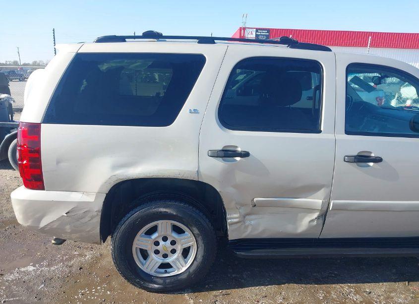 Photo 6 of 2008 Chevrolet Tahoe LS (VIN 1GNFC13C58R220956)