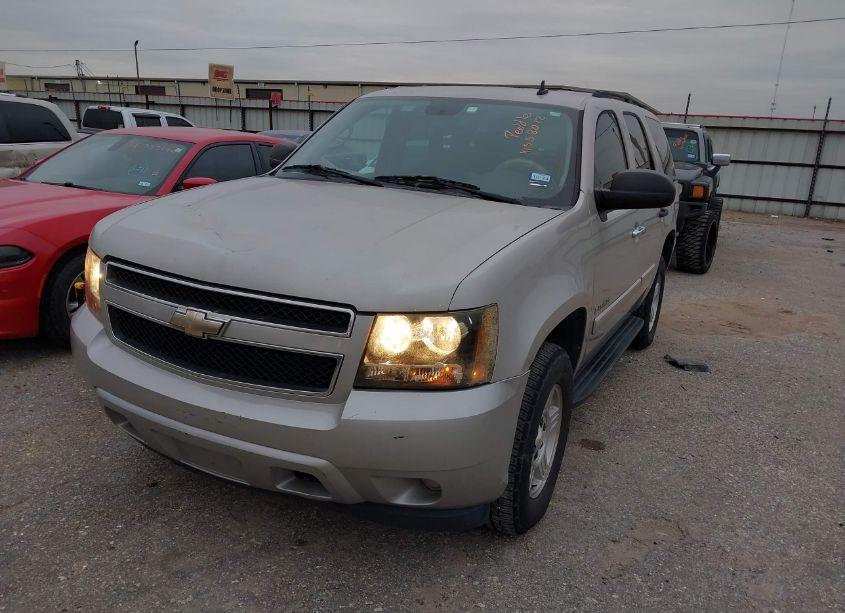 Photo 2 of 2008 Chevrolet Tahoe LS (VIN 1GNFC13C58R250071)