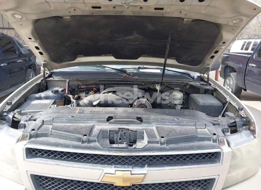 Photo 10 of 2007 Chevrolet Tahoe LS (VIN 1GNFC13C67J284923)