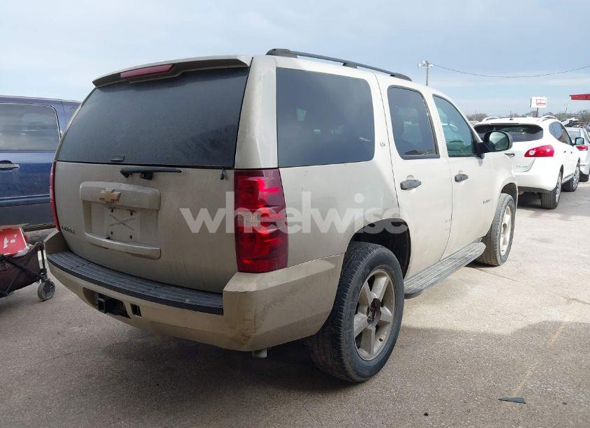 Photo 4 of 2007 Chevrolet Tahoe LS (VIN 1GNFC13C67J284923)