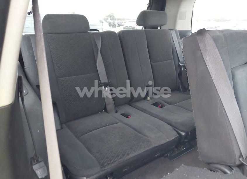 Photo 18 of 2007 Chevrolet Tahoe LS (VIN 1GNFC13C67R395375)