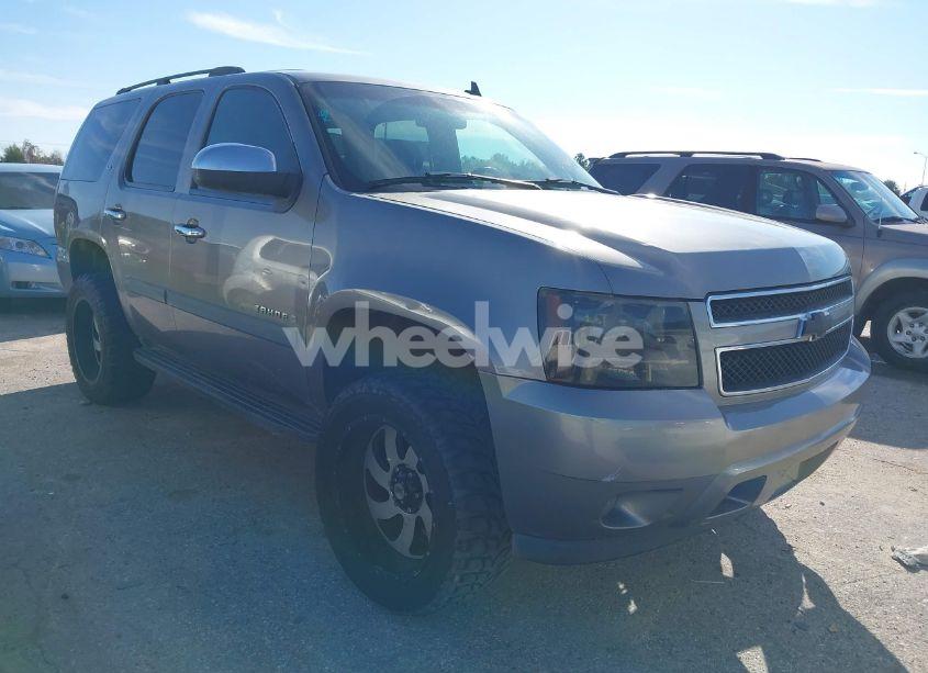 2007 Chevrolet Tahoe LS (VIN 1GNFC13C77R355614) main photo