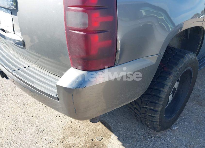 Photo 13 of 2007 Chevrolet Tahoe LS (VIN 1GNFC13C77R355614)