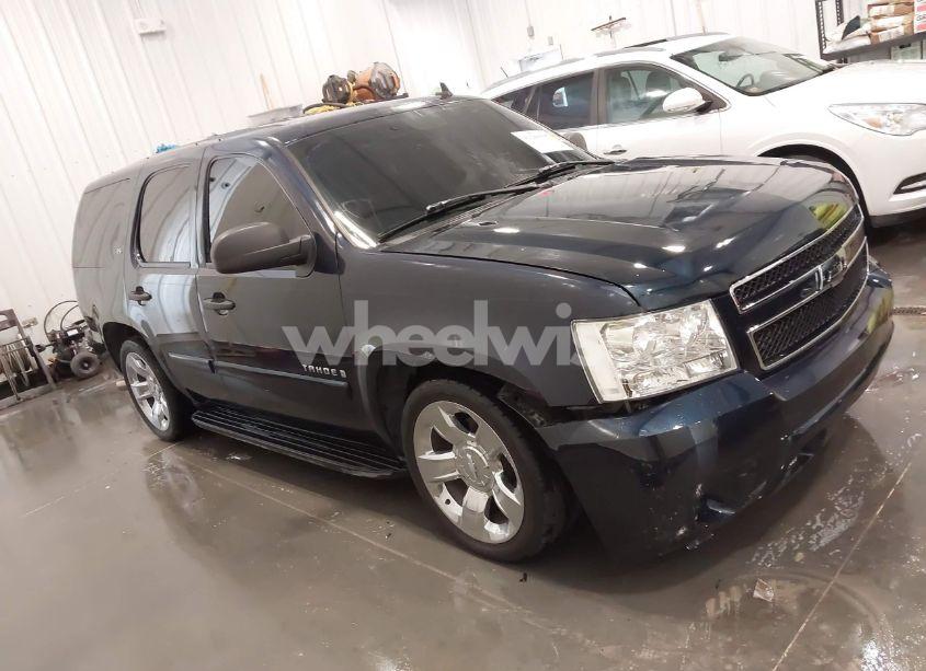 2007 Chevrolet Tahoe LS (VIN 1GNFC13C87R394003) main photo