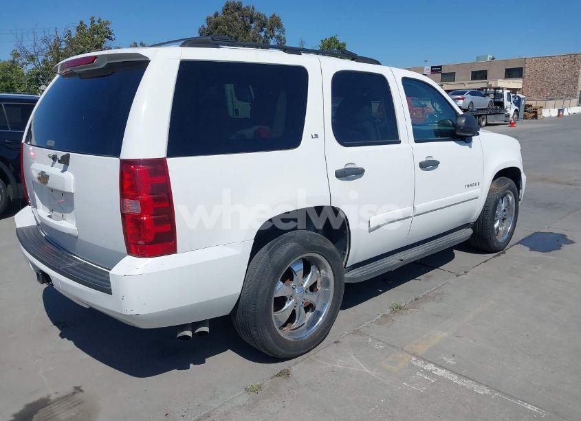 Photo 4 of 2007 Chevrolet Tahoe LS (VIN 1GNFC13C97R263274)