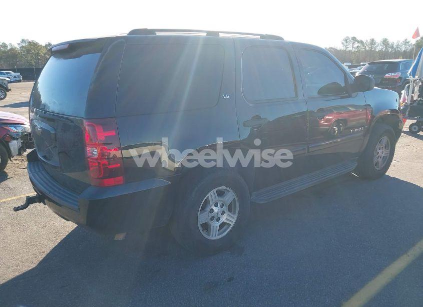 Photo 4 of 2007 Chevrolet Tahoe LS (VIN 1GNFC13C97R299725)