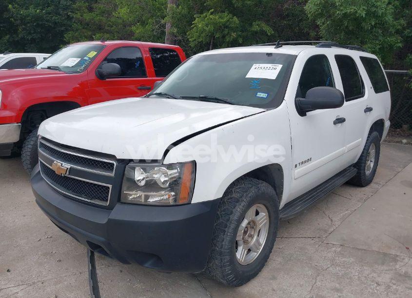 Photo 2 of 2008 Chevrolet Tahoe LS (VIN 1GNFC13C98R160874)