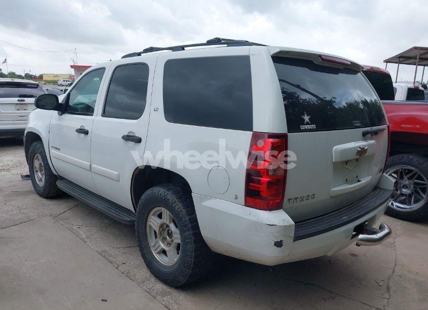 Photo 3 of 2008 Chevrolet Tahoe LS (VIN 1GNFC13C98R160874)