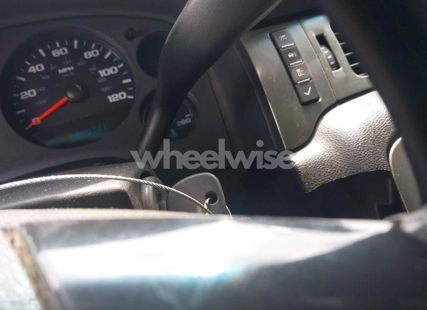 Photo 11 of 2007 Chevrolet Tahoe LS (VIN 1GNFC13CX7R264532)