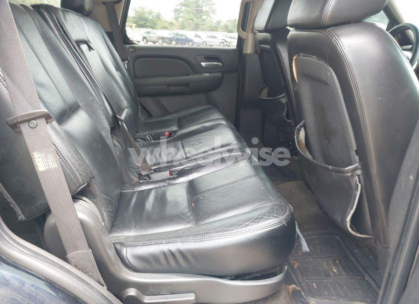 Photo 8 of 2007 Chevrolet Tahoe LS (VIN 1GNFC13CX7R264532)