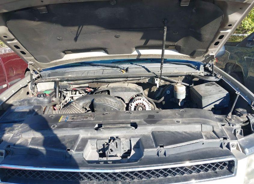 Photo 10 of 2009 Chevrolet Tahoe LS (VIN 1GNFC13CX9R215589)