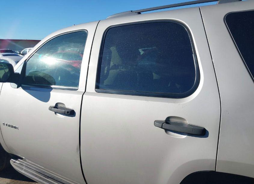 Photo 14 of 2009 Chevrolet Tahoe LS (VIN 1GNFC13CX9R215589)