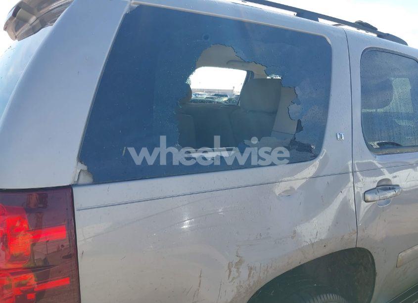 Photo 6 of 2007 Chevrolet Tahoe LT (VIN 1GNFC13J07J338585)