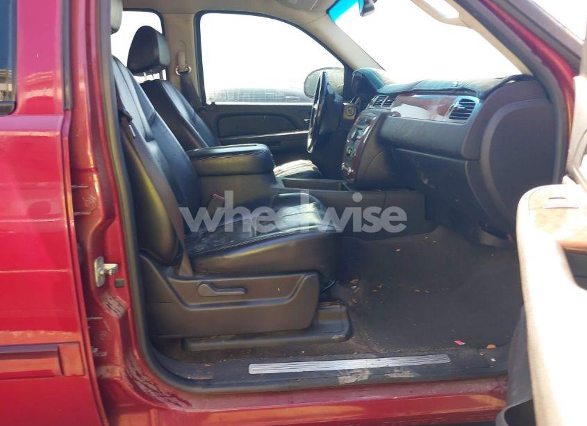 Photo 5 of 2007 Chevrolet Tahoe LT (VIN 1GNFC13J07R183067)