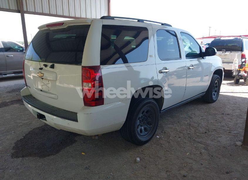 Photo 4 of 2008 Chevrolet Tahoe LTZ (VIN 1GNFC13J08R191834)