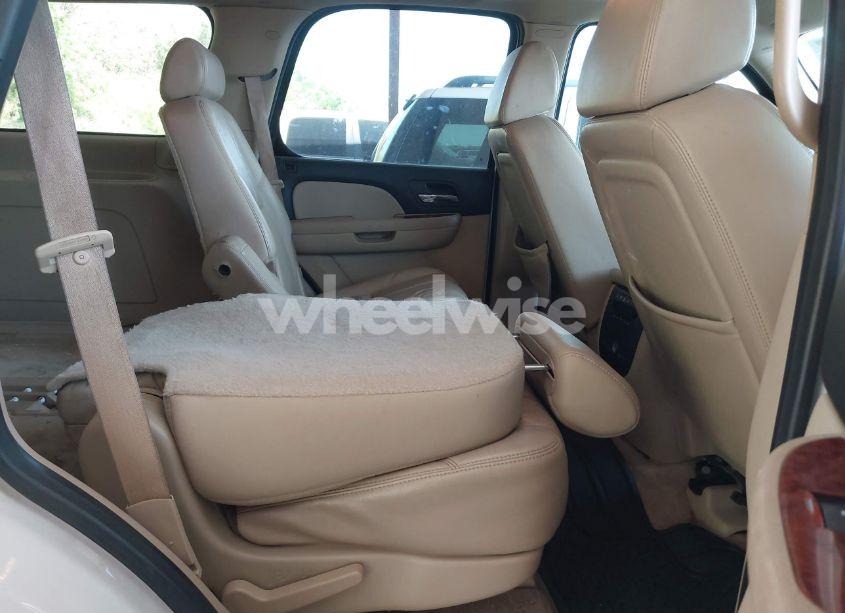 Photo 8 of 2008 Chevrolet Tahoe LTZ (VIN 1GNFC13J08R191834)