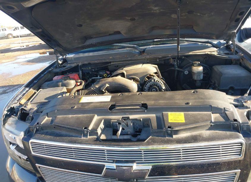 Photo 10 of 2007 Chevrolet Tahoe LT (VIN 1GNFC13J17J122888)