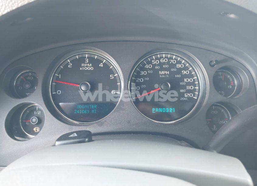 Photo 6 of 2007 Chevrolet Tahoe LTZ (VIN 1GNFC13J17R119880)