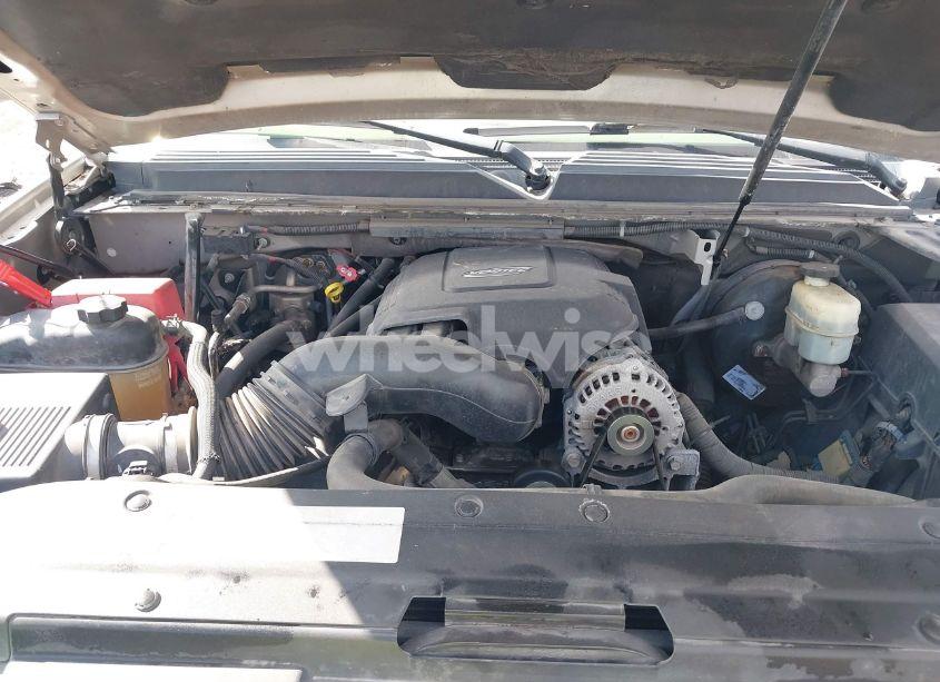 Photo 9 of 2007 Chevrolet Tahoe LTZ (VIN 1GNFC13J17R119880)