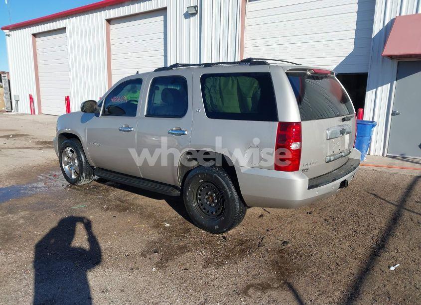 Photo 3 of 2007 Chevrolet Tahoe LT (VIN 1GNFC13J17R132130)