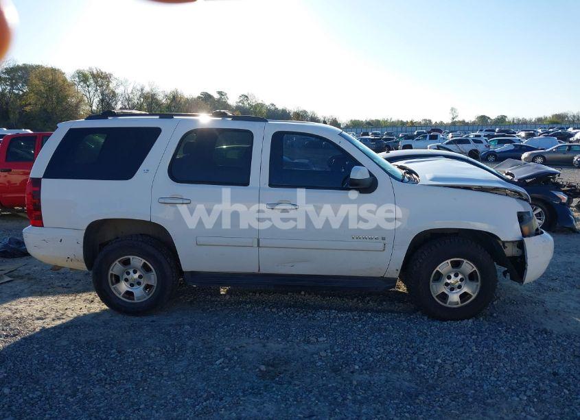 Photo 13 of 2007 Chevrolet Tahoe LT (VIN 1GNFC13J17R409519)